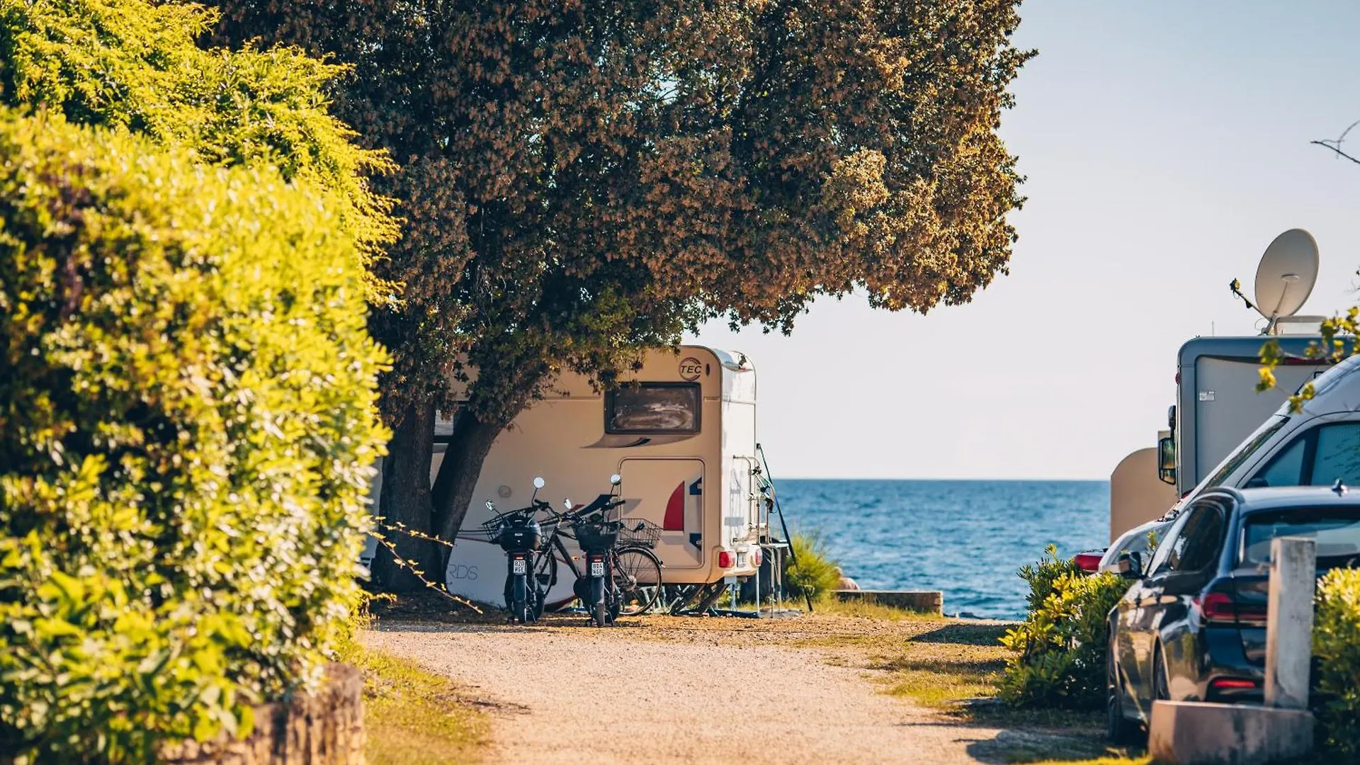 *** Parque de Campismo Maistra Camping Koversada Uncovered Naturist Pitches Vrsar Croácia